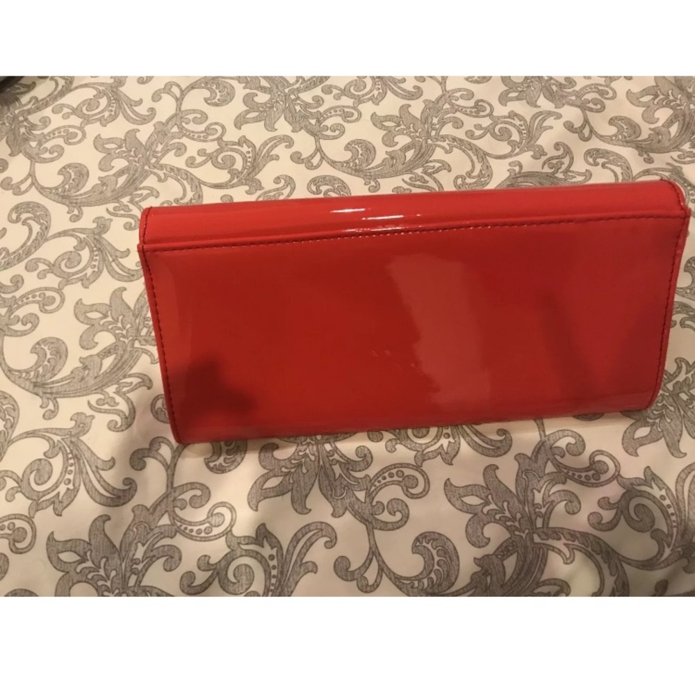 2/$12 Patent leather pink clutch purse - Picture 7 of 8